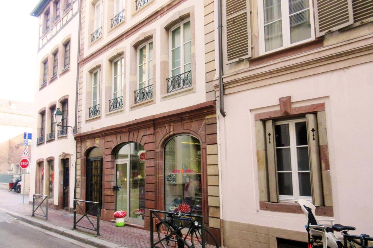 Appartement Typique Et Cosy A Deux Pas De La Cathedrale Strasbourg Exteriör bild